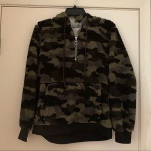 camo sweatshirt